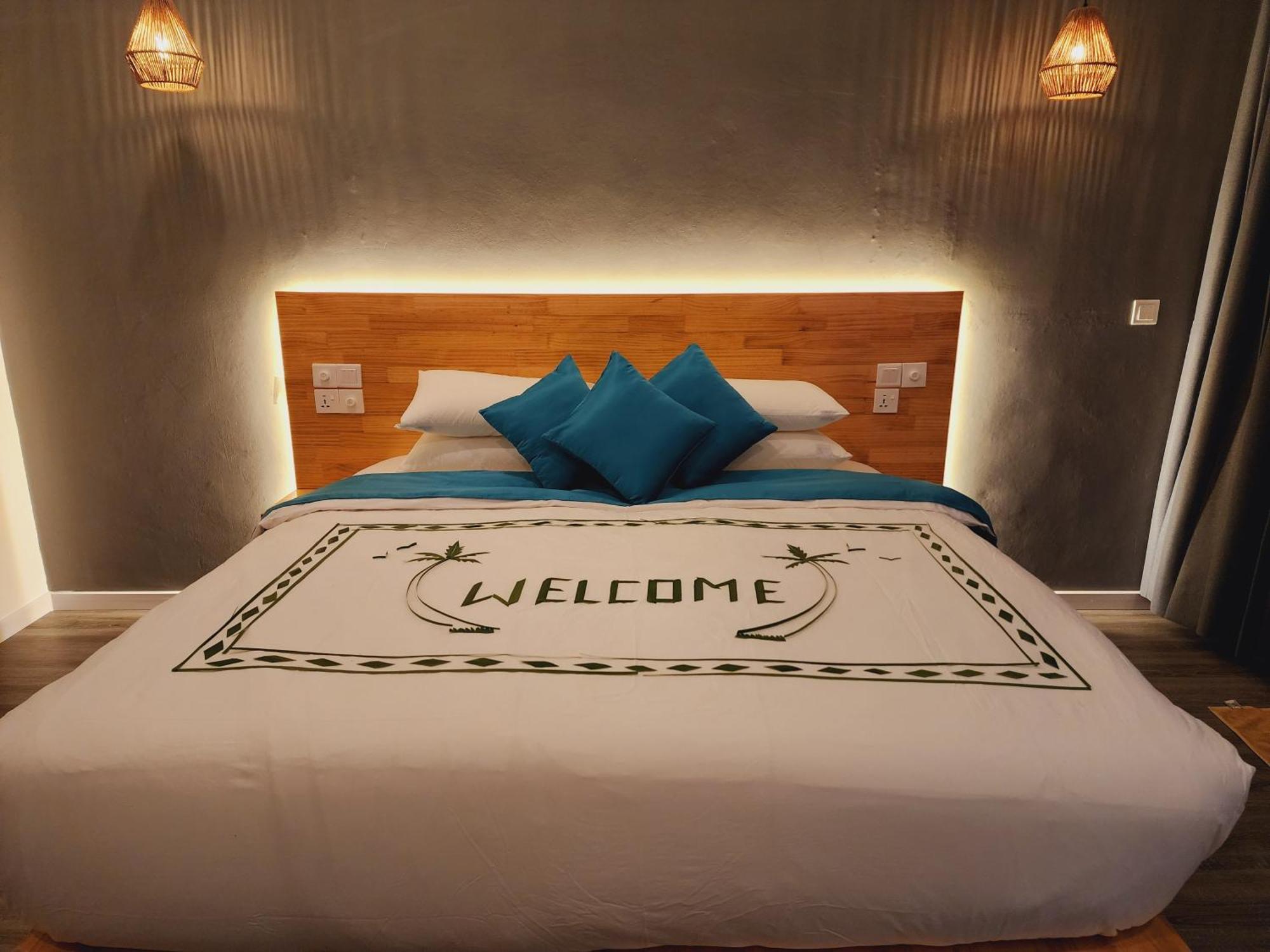 Dhigurah Beach Inn Buitenkant foto
